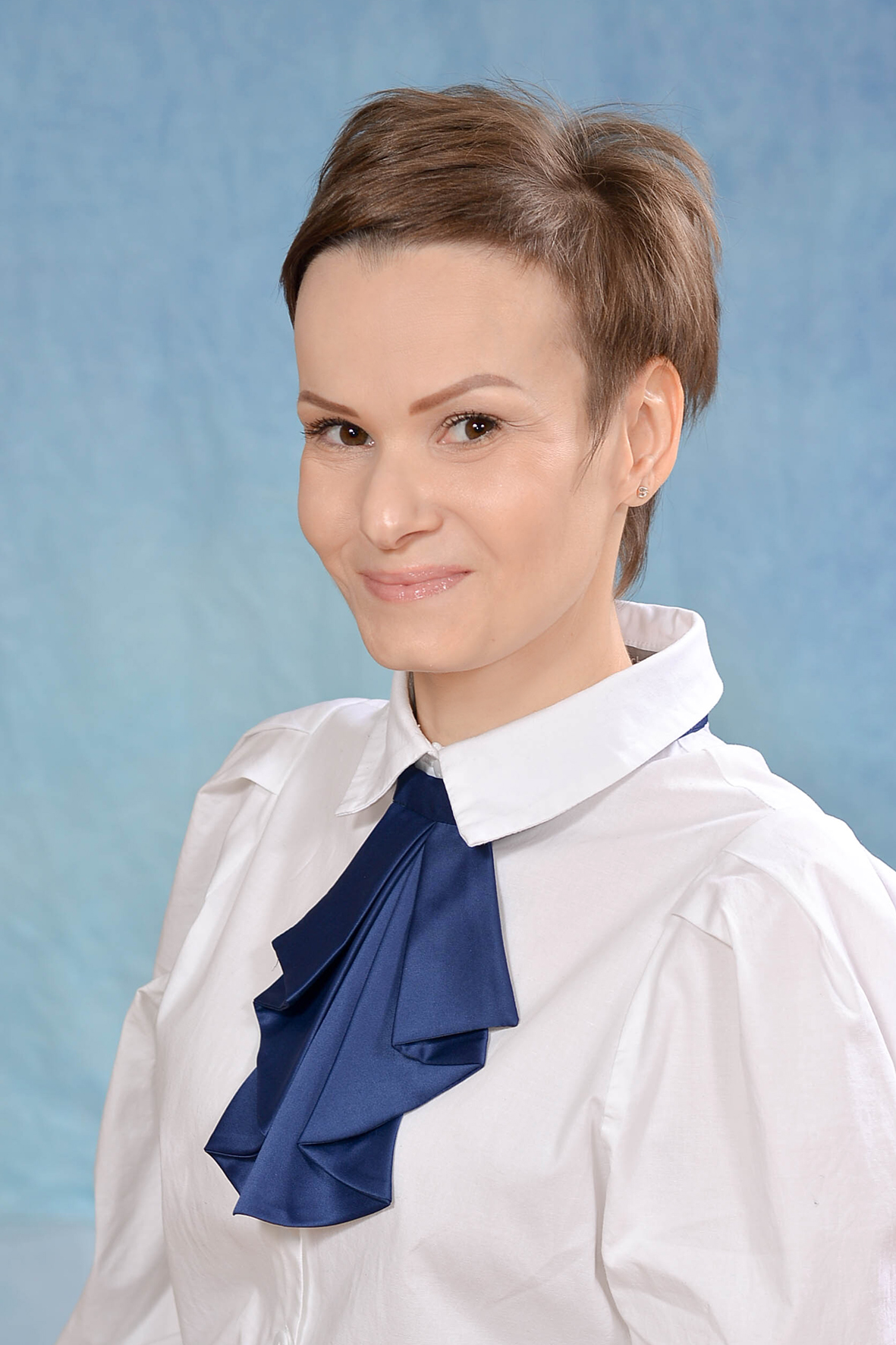 Хомякова Марина Николаевна.