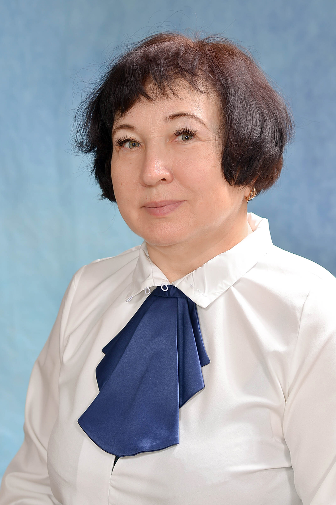 Савельева Елена Николаевна.